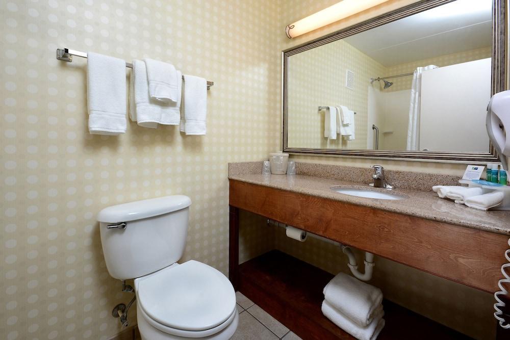 Holiday Inn Express Lynchburg By Ihg Kültér fotó