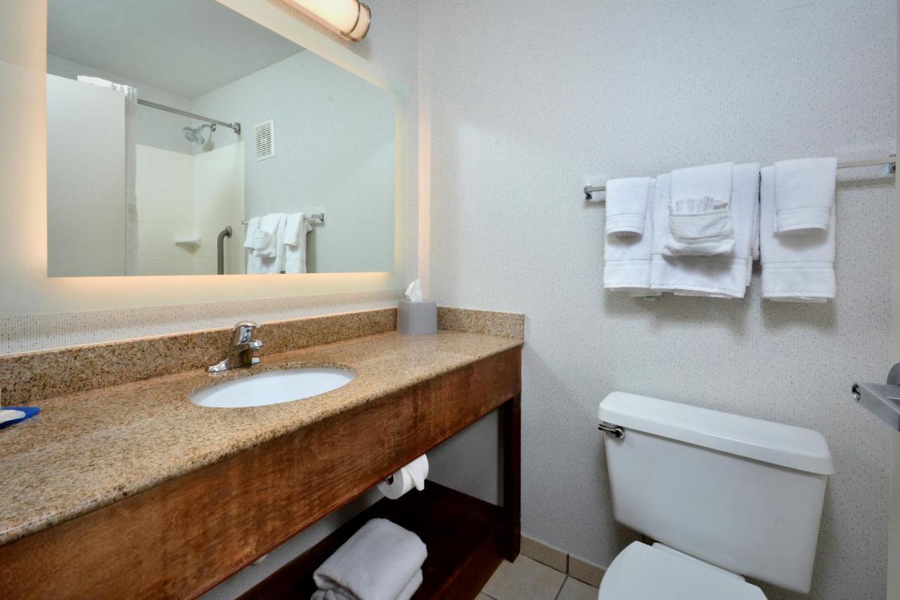 Holiday Inn Express Lynchburg By Ihg Kültér fotó