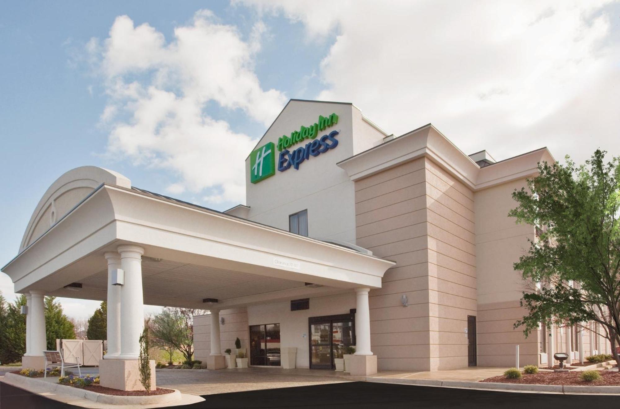 Holiday Inn Express Lynchburg By Ihg Kültér fotó