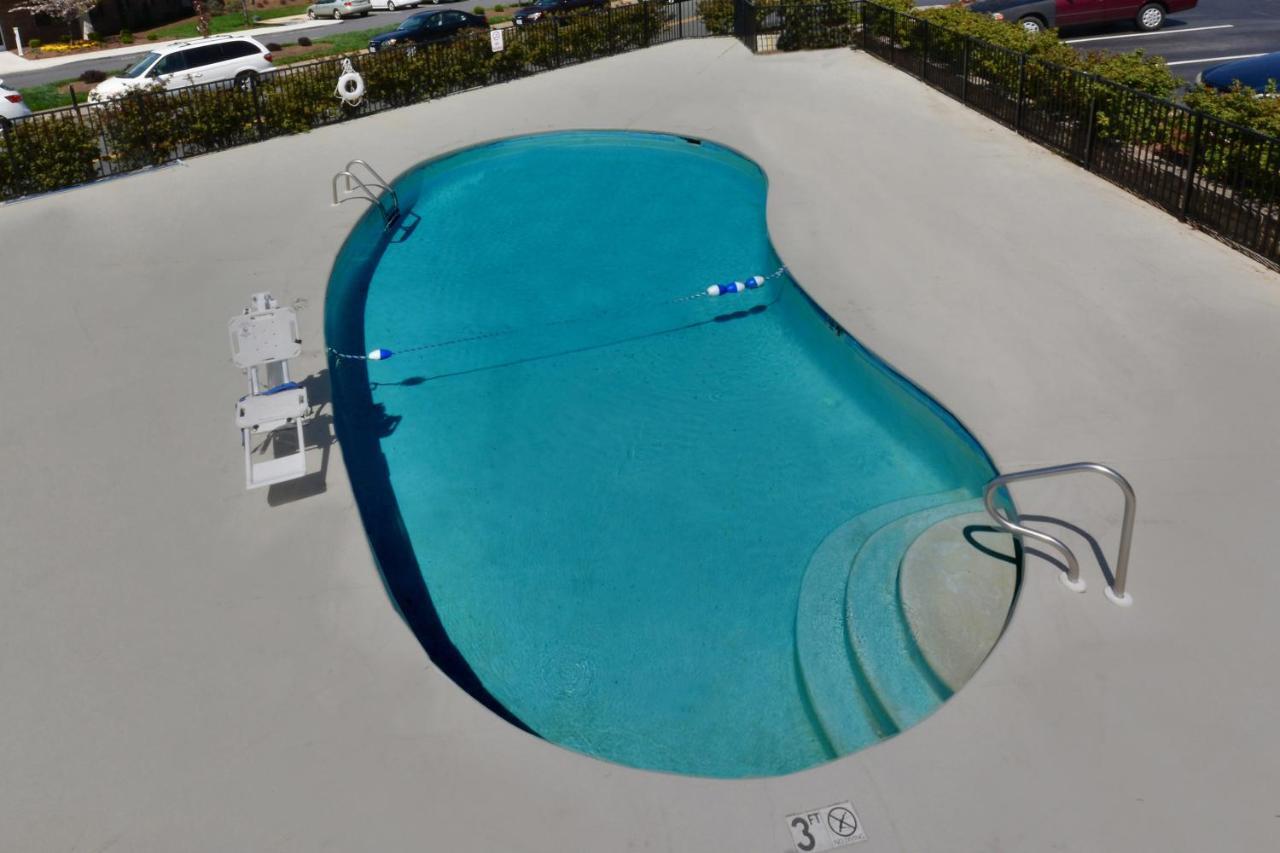 Holiday Inn Express Lynchburg By Ihg Kültér fotó